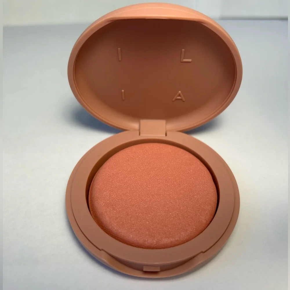 NWT🌷ILIA Soft Focus Blurring Blush (Talc-Free Powder) in “Flutter” (warm peach) - Picture 2 of 5